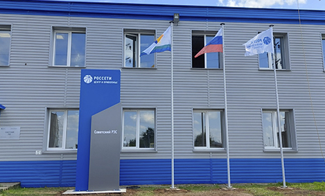 Стелы, флагштоки